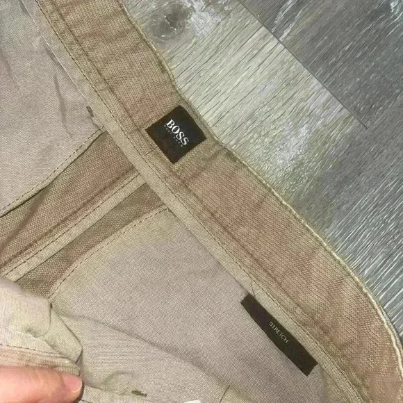 BOSS HUGO BOSS MENS SHORT 9” Size 30R - - Picture 3 of 7